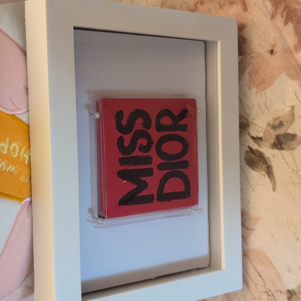 Miss Dior Notepad Shadowbox Display - Picture 3 of 8